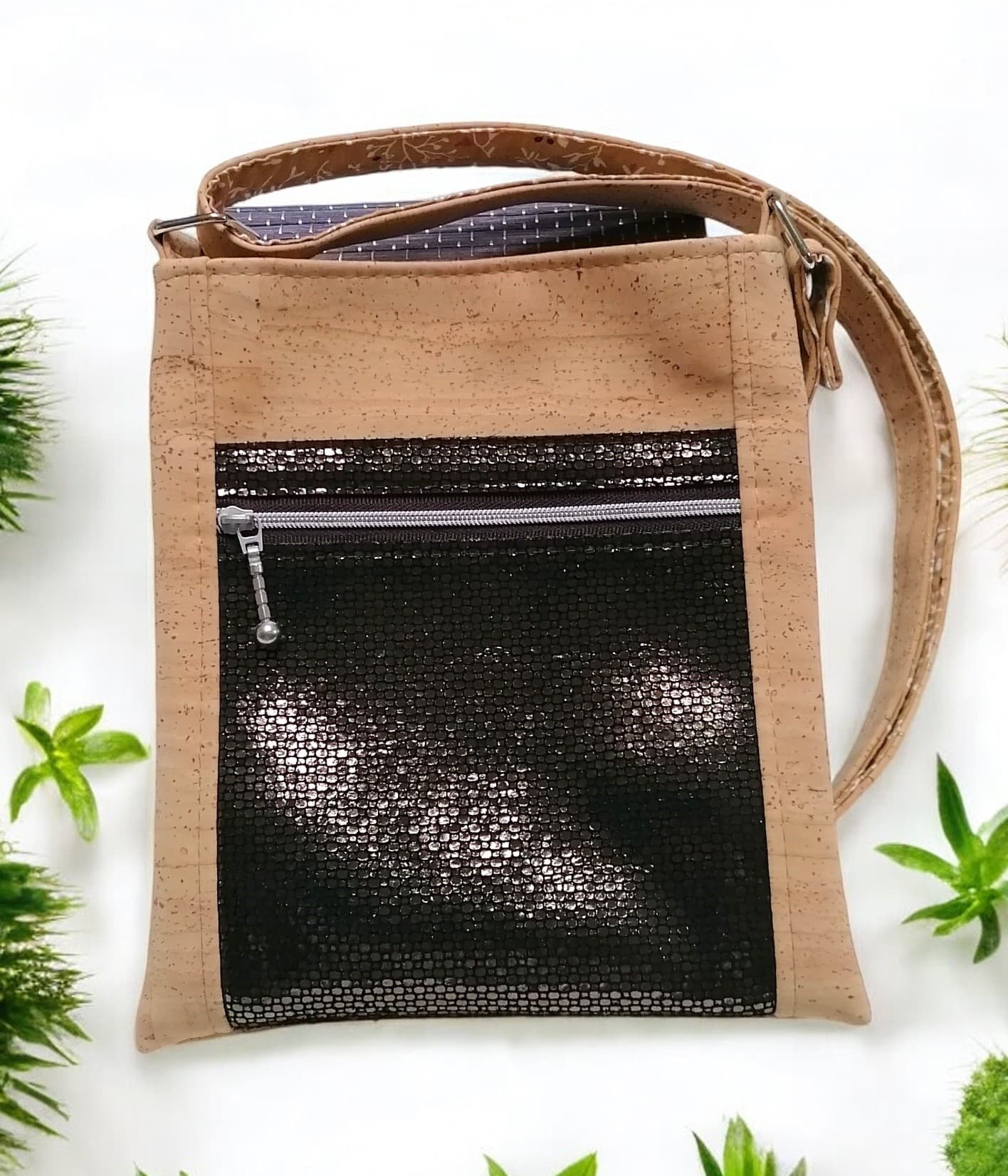 Pochette bandoulière liège et cuir alt